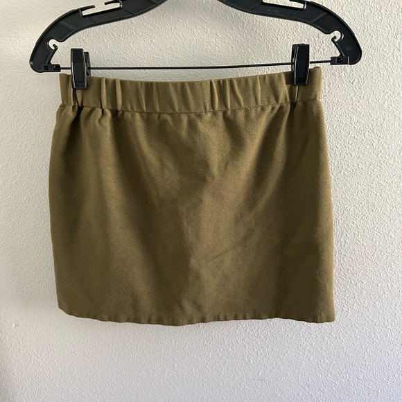 Shinestar Mini Skirt Hunter Green Size: Medium - Picture 3 of 6